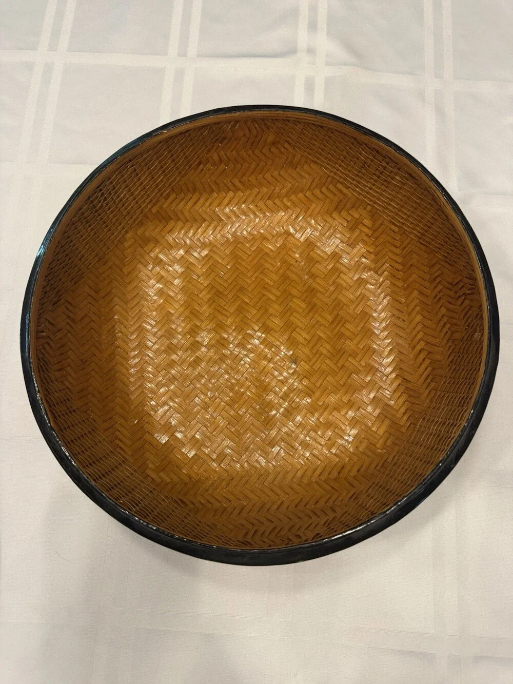 VTG Vietnam Black Lacquer Basket Woven Bamboo Lidded Box Gold Gilt Stamped